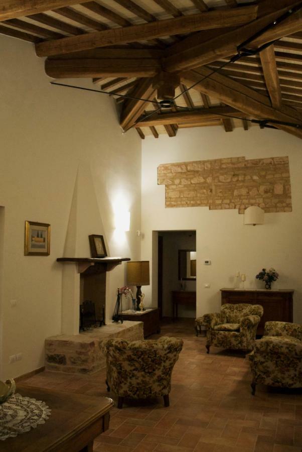 Villa Licinia Foligno Zewnętrze zdjęcie